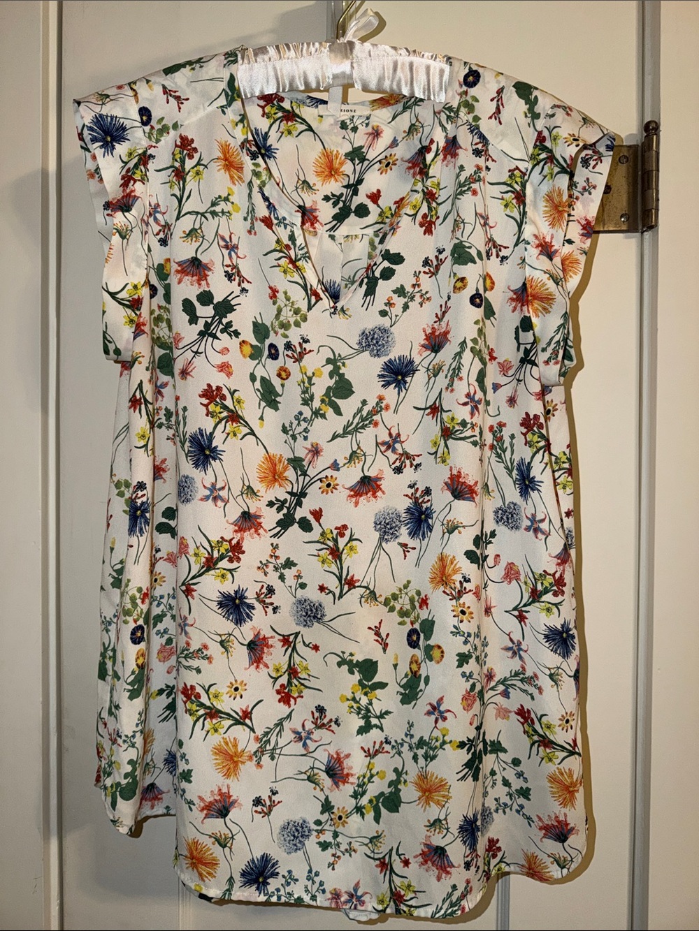 Pleione XL Tunic, Beautiful Floral, Long Length, Vee Neck, Cap Sleeves, EUC